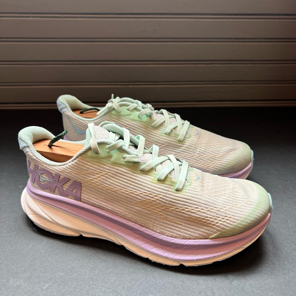 Hoka Clifton 9 Running Shoes, Women’s 7 Sunlit Ocean Lilac